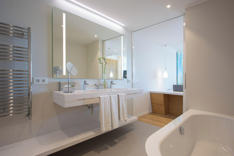 Bathroom 4, Hipotels Playa de Palma Palace, Baleares