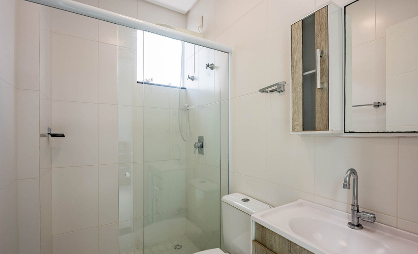 Bathroom, Apt. w/ Balcony and BBQ 250m From the sea Mrs0402, Bombinhas