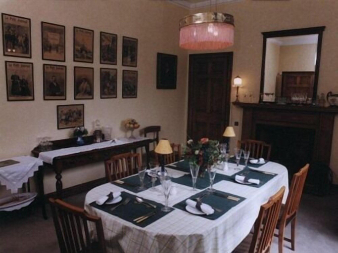 Food & Drinks, Spylaw Bank House, Edinburgh