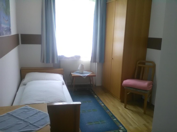 Bedroom 4, Gasthof Schatzl, Grieskirchen
