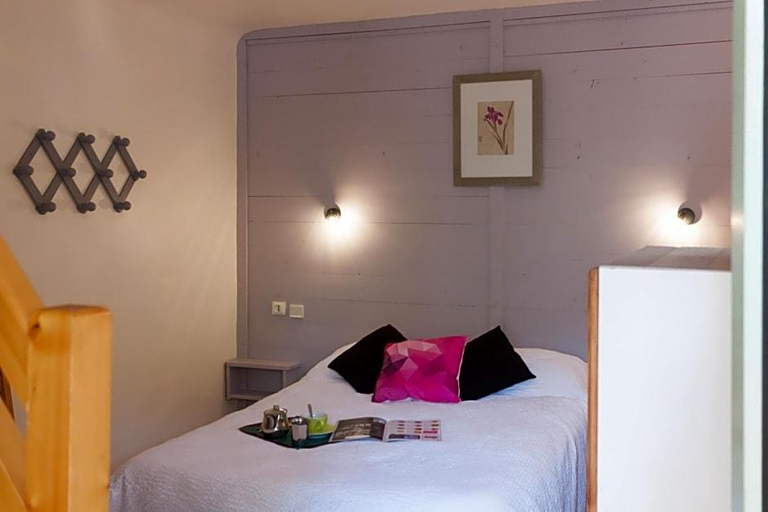 Room 5, Chalet Hv Tel Le Belvv Dv Re, Savoie