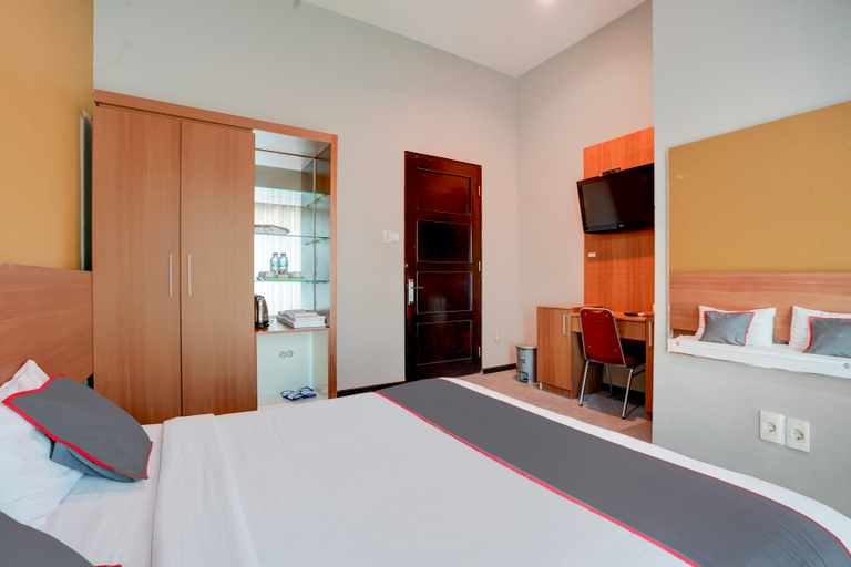 Room 3, Collection O Padang Near Mesjid R Syekh Ahmad Al-m, Padang