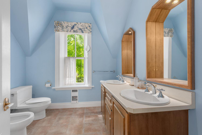 Bathroom 5, Manoir Sweetsburg, Brome-Missisquoi