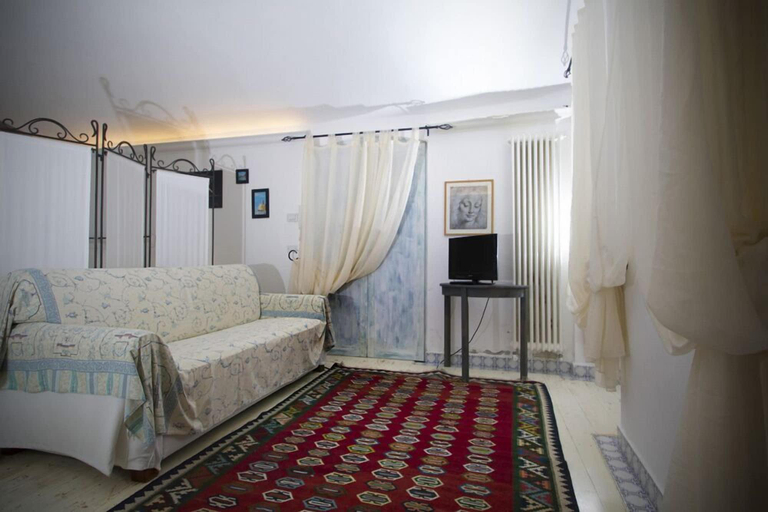 Bedroom 5, La Casa di Elisa, Genova