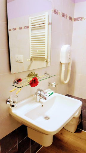 Bathroom 4, Locanda Avanguardia, Mantua