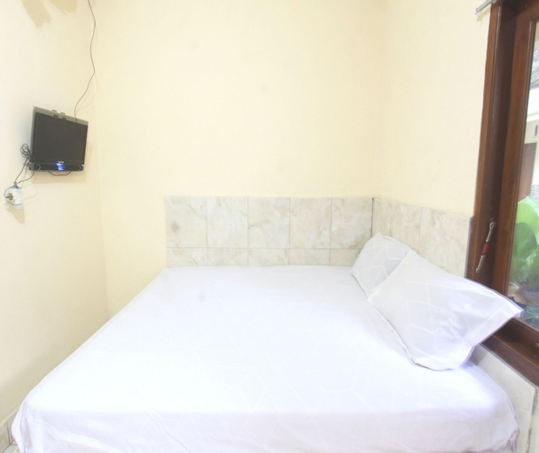 Room 3, Oyo 93666 Lestari Homestay, Lombok