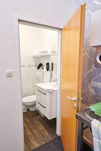 Bathroom 5, Aparthotel Wilma, Bremen
