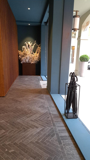 Public Area 4, Hotel Brun, Bologna