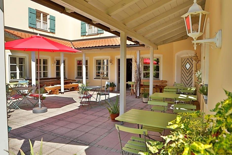 Exterior & Views 2, Hotel Salzburger Hof, Traunstein