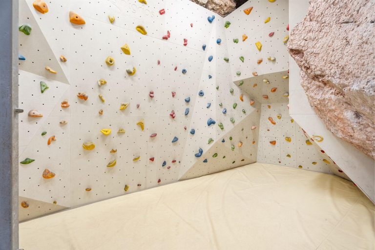 Bedroom 4, On The Rock, Trento