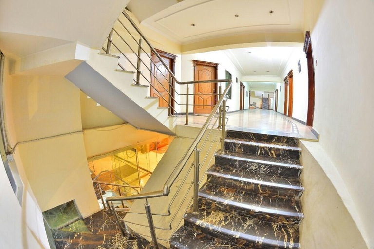 Public Area, Ballagio Hotel, Islamabad