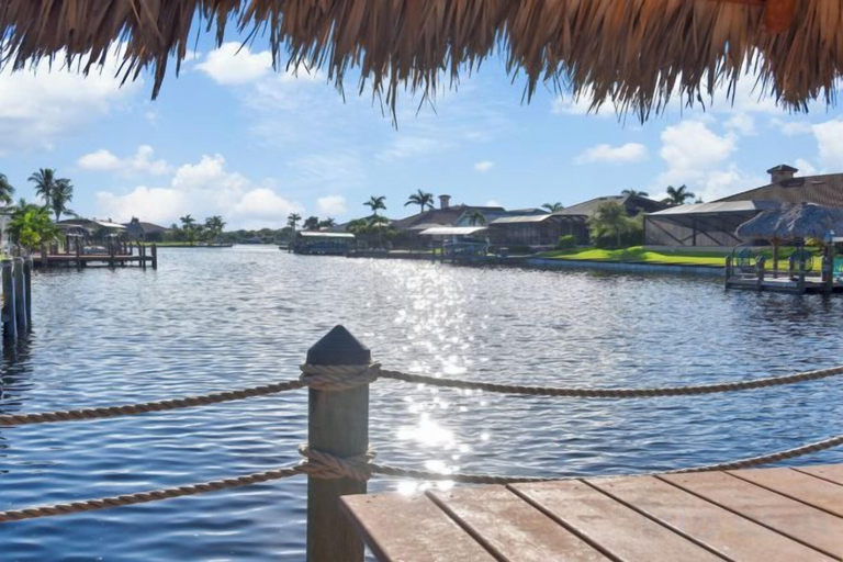 Lupita, boat lift, dock, heated south facing pool, Lee