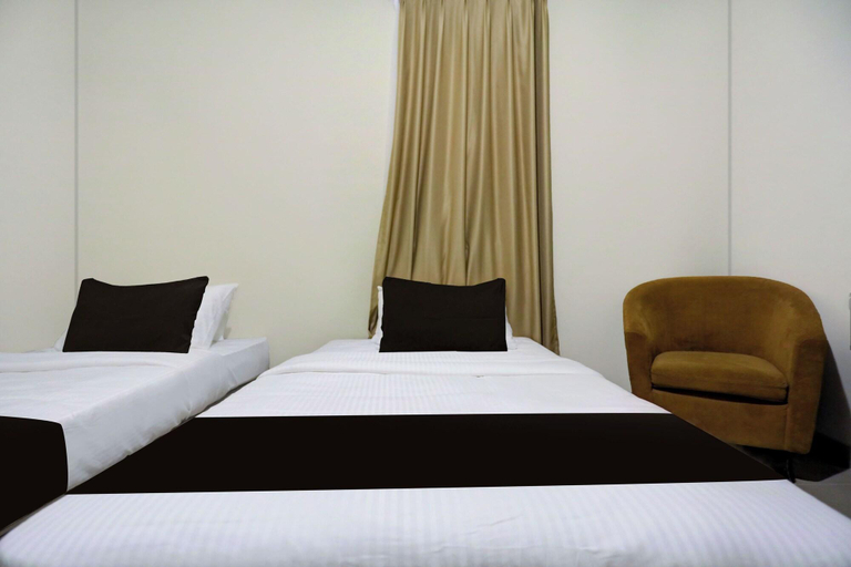 Room 4, Oyo Dory Inn, Batam