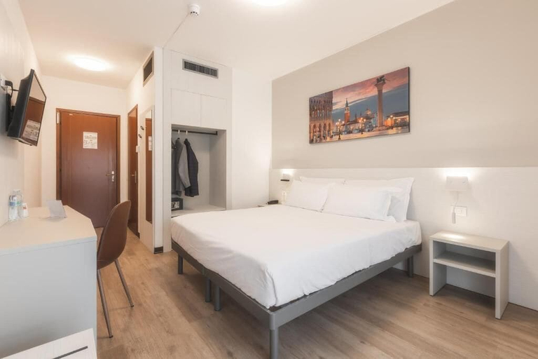 Bedroom 5, CENTRO HOTEL - MARCON, Venezia