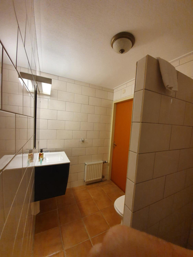 Bathroom 3, City Hotel Meppel, Meppel