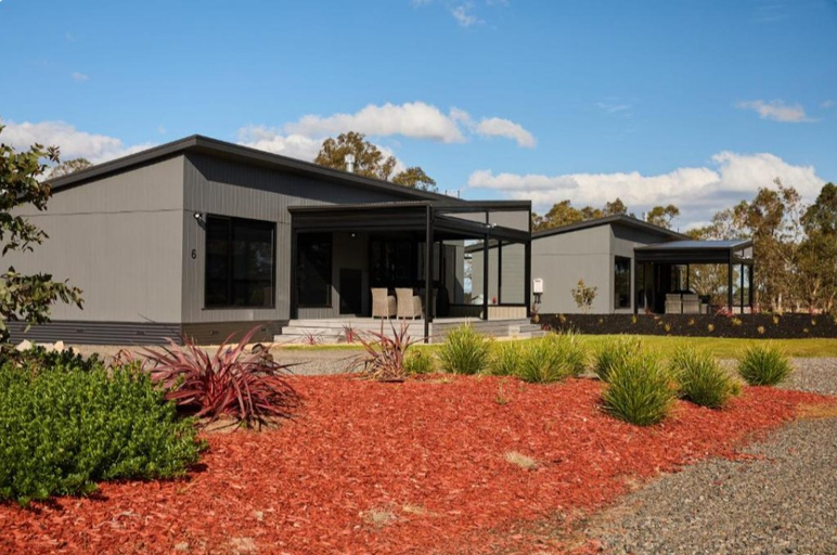 Exterior & Views 4, Pomonal Estate, Ararat