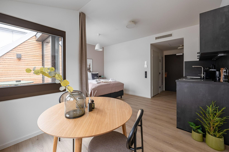 Others 5, Limehome Stuttgart Elsenhansstr, Stuttgart