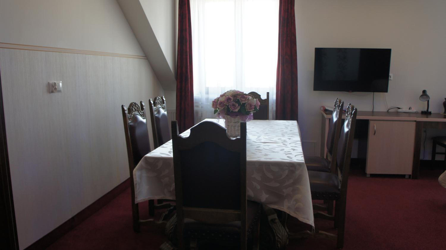 Exterior & Views 2, Prymus, Radom