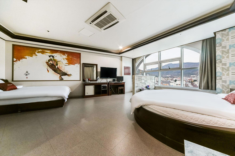 Bedroom 3, Changwon Jinhae TOP, Jinhae