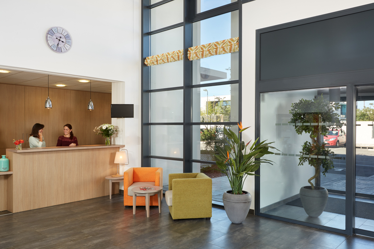 Lobby 3, Quality Suites Perpignan, Pyrénées-Orientales