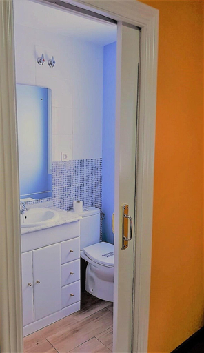 Bathroom 3, Todosierranevada Zona Baja Junto A Los Telecabinas, Granada