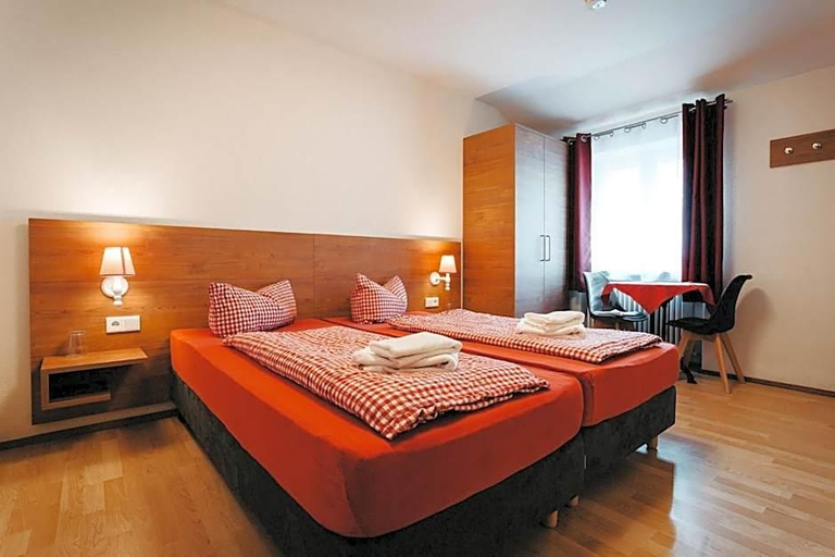 Bedroom 1, Braugasthof Trompete, Eichstätt