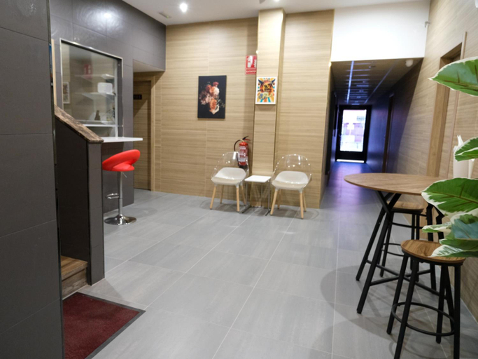 Others 5, Alianza Suites, Madrid