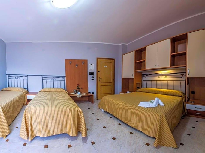 Room 2, La Vigna Hotel, Benevento