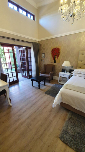 Bedroom 3, The Gallery, Chris Hani