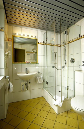 Bathroom 5, Hotel Ludwig Superior, Köln