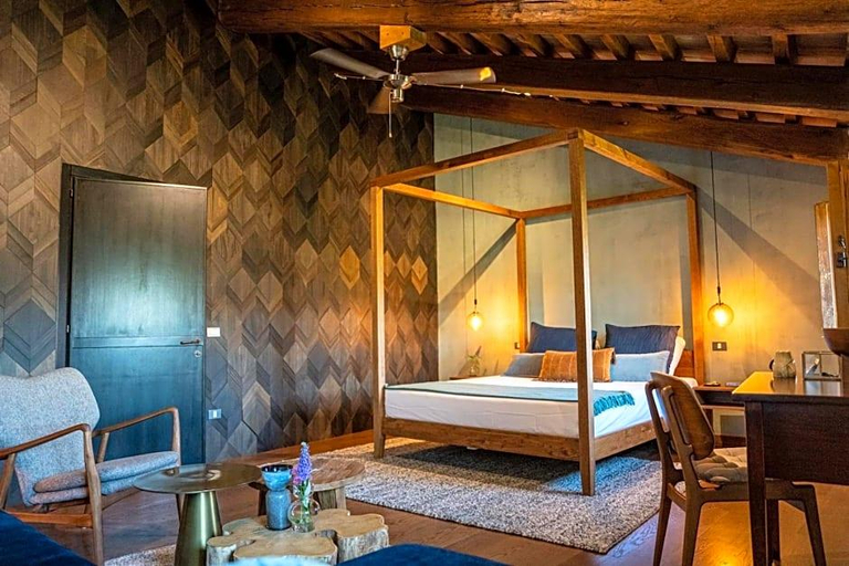 Room 2, Borgo Castello Panicaglia, Perugia