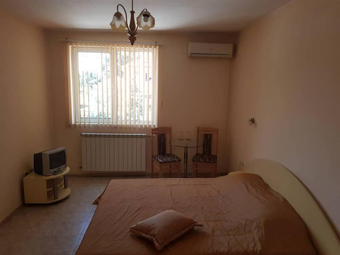 Bedroom 4, Hotel Royal, Svilengrad