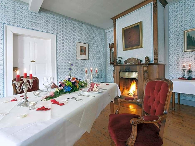 Others, Hotel Zum Herrenhaus, Wartburgkreis