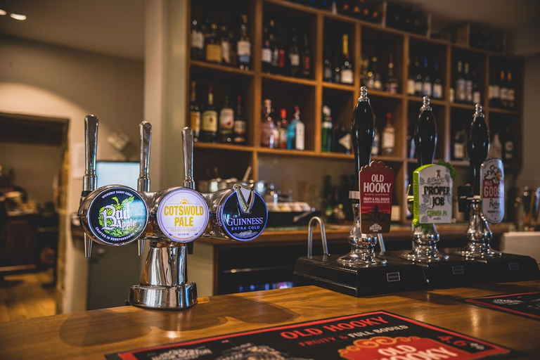 Food & Drinks 5, The Red Lion at Hellidon, Northamptonshire