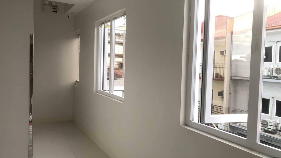 Terrace, Oyo 1128 W Sangco Building Leasing, Manila City