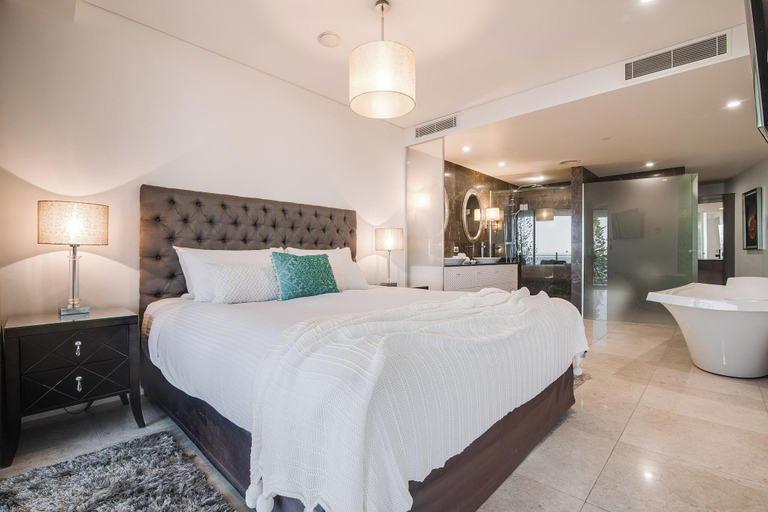 Room 5, Sea Pearl Resort Mooloolaba, Maroochy - Mooloolaba