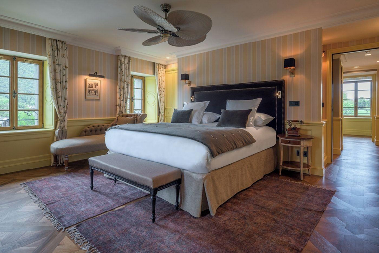 Bedroom 3, Château Brachet, Savoie