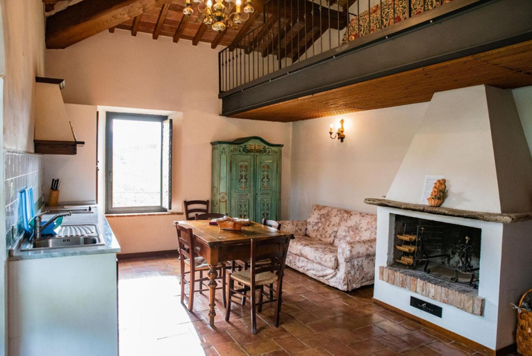 Others 5, Le 7 Camicie, Siena