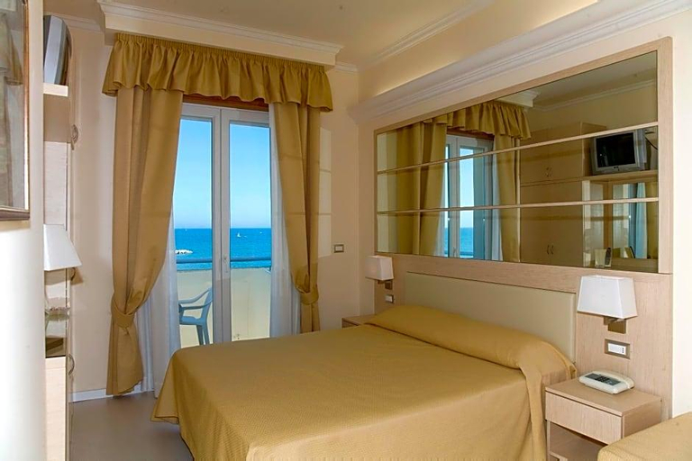 Room 3, Hotel Caesar Paladium, Rimini