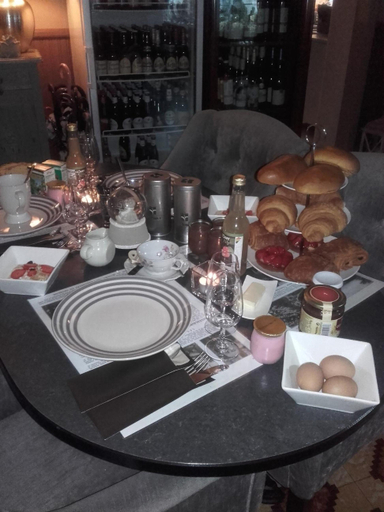 Food & Drinks 5, Le Relais De Chassepierre, Luxembourg