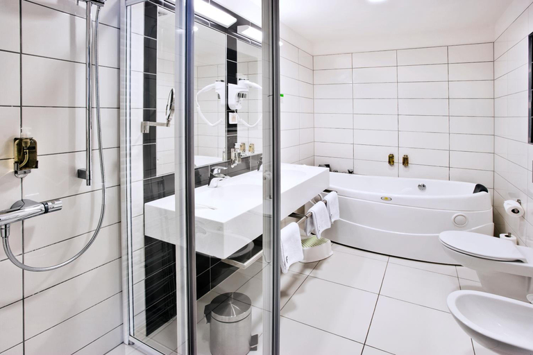 Bathroom 4, Wellness Hotel Vista, Ústí nad Orlicí