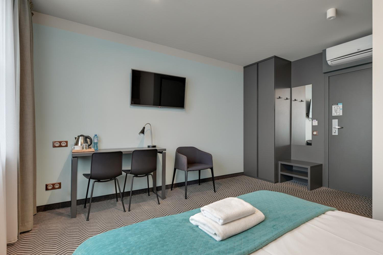 Bedroom 2, So Stay Hotel, Gdańsk City