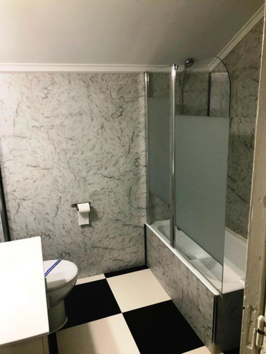 Bathroom 4, Hotel Neguri, Vizcaya