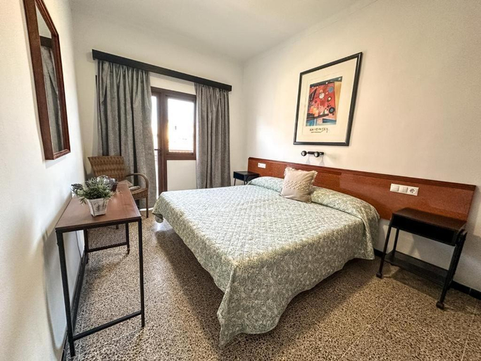 Bedroom 2, Hostal Ca N Pep, Baleares