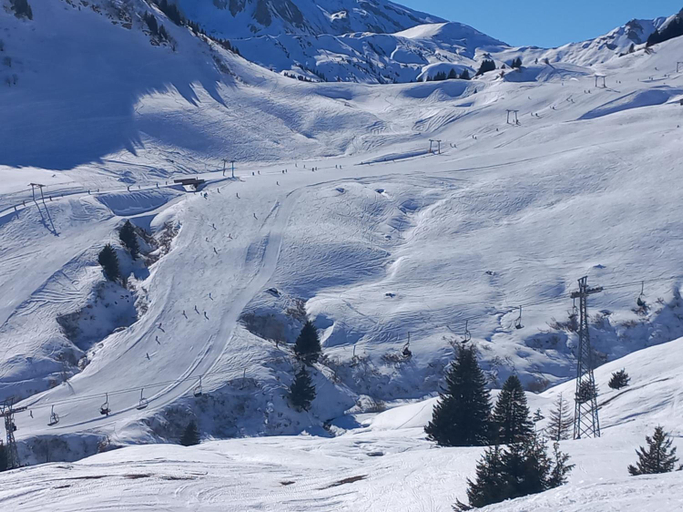 General view 2, Freeride Hostel Bar, Monthey