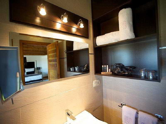 Bathroom 5, Hotel Convento San Diego, Badajoz