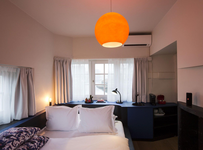 Bedroom 2, Sweets Beltbrug, Amsterdam