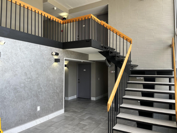 Public Area 2, Essence Express Wayne, Passaic