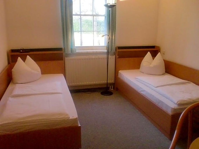 Bedroom 4, Hotel Restaurant Zum Firstenstein, Görlitz