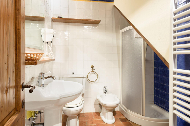 Bathroom 4, Borgo Dei Corsi Holiday House, Arezzo